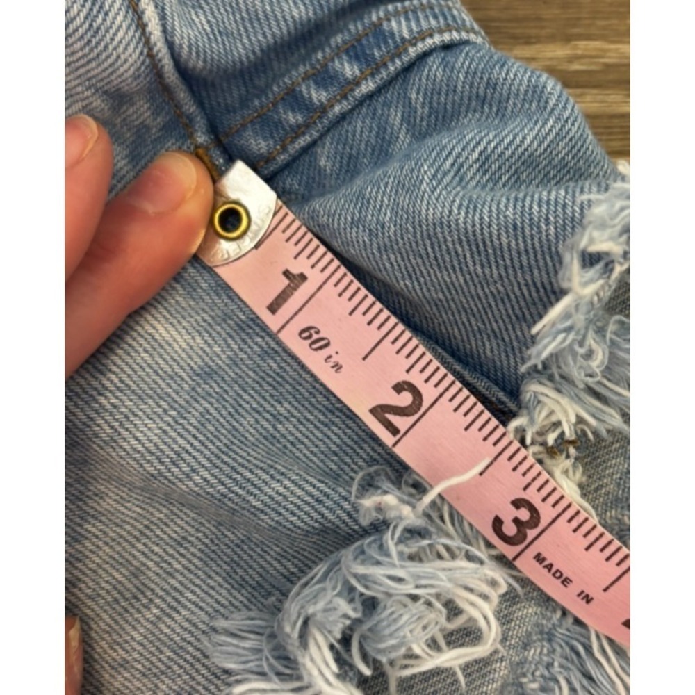Madewell Distressed 100% Cotton Relaxed Denim Cutoff Shorts Raw Hem Size 27 - Picture 6 of 6
